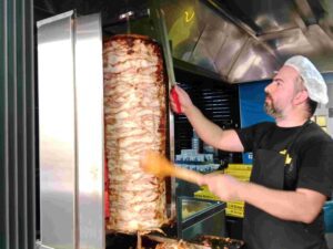 46 Zurna Dürüm, 34’üncü şubesini İzmit’te açtı