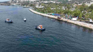 Hereke sahilinde kıyı ve deniz temizliği