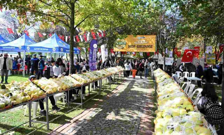 Kartepe'de Coşkulu Ayva Festivali