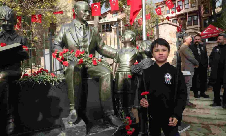 Atatürk, İzmit Belediyesi Atatürk ve Milli Mücadele Anı Evi’nde anıldı