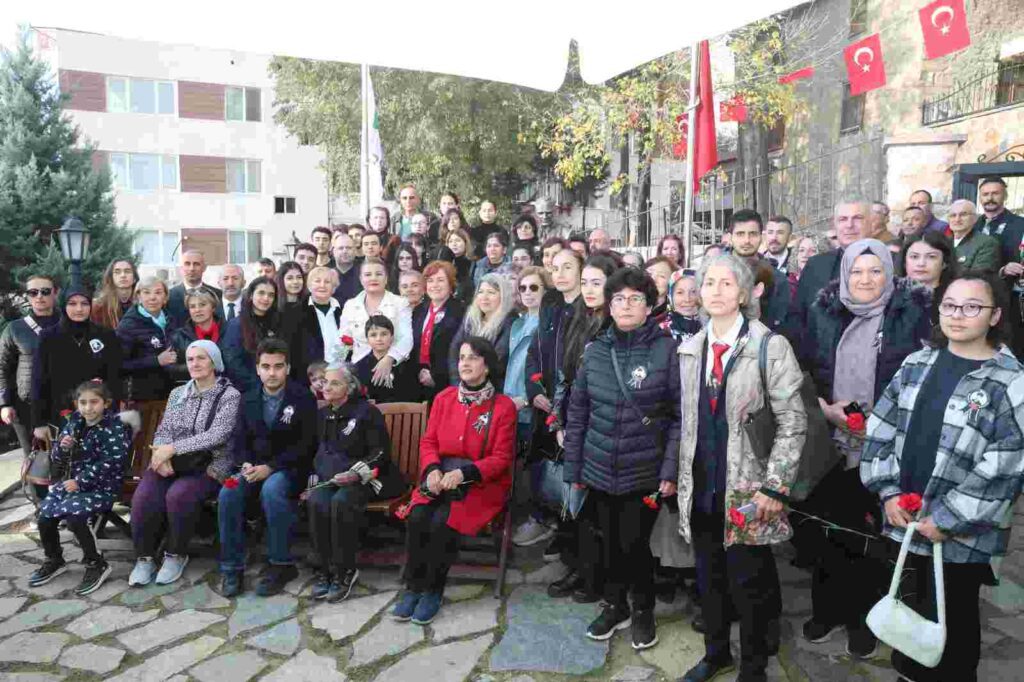 Atatürk, İzmit Belediyesi Atatürk ve Milli Mücadele Anı Evi’nde anıldı