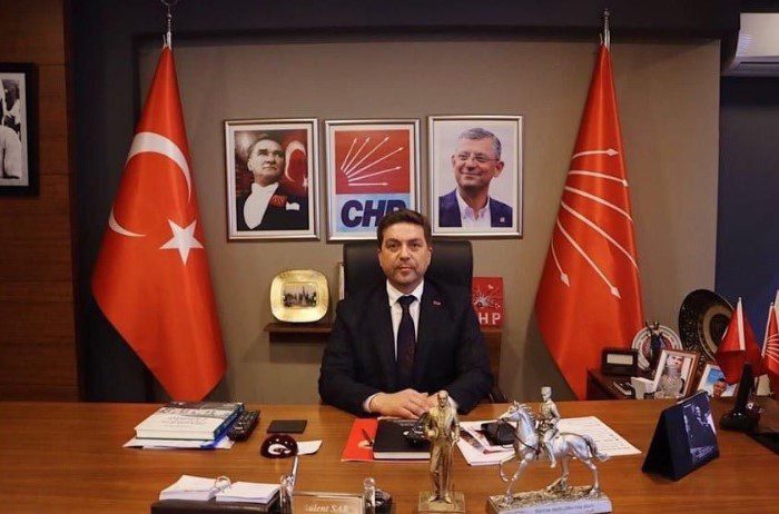 Sarı, Büyükakın'ı Yerden Yere Vurdu