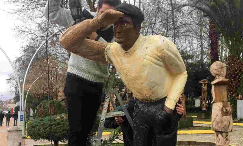 Ahşap Heykeller Onarılıyor