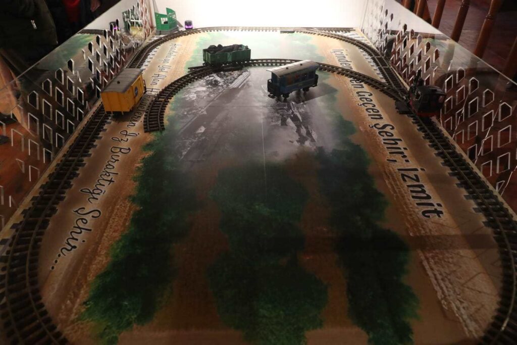 İzmit Oyuncak Müzesi yoğun katılımla açıldı