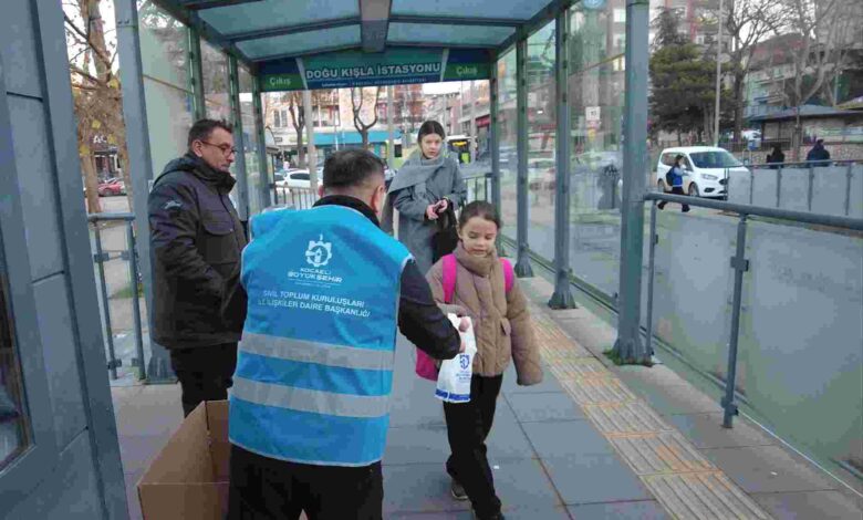 Büyükşehir, 4 bin 600 kandil simidi dağıttı