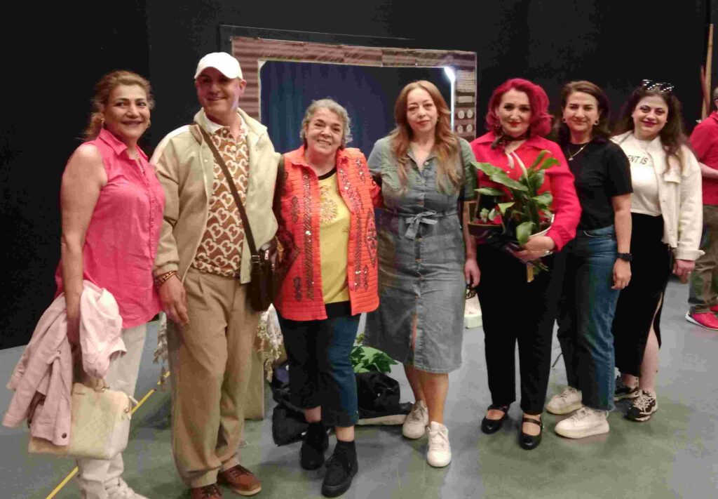 ‘Televizyon Cumhuriyeti’ Ayakta Alkışlandı