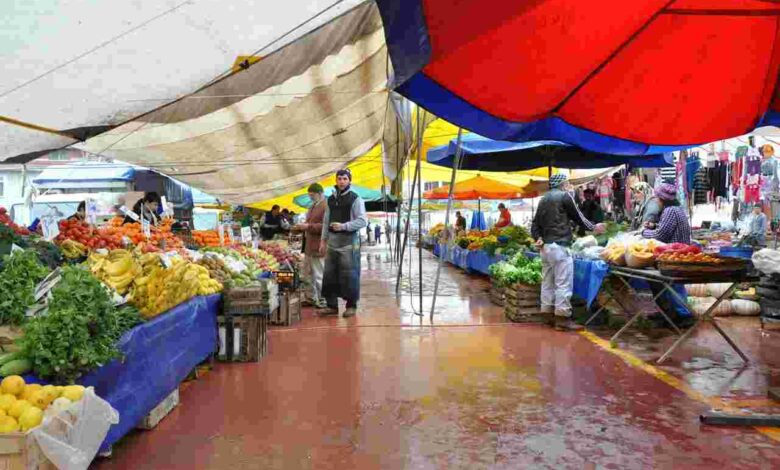 Kartepe’de Pazarlar Arefe Günü Kurulacak