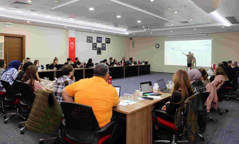 Kocaeli Ticaret Odası’nın Uygulamalı Dış Ticaret Eğitimi’ne ilgi yoğun oldu