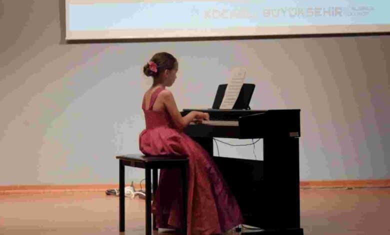 Konservatuvar mezuniyet konseriyle alkış topladı