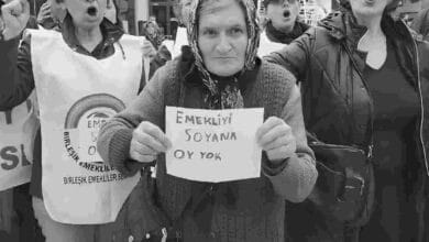 EKONOMİSTLER EMEKLİLERE SABIR DİLEDİ