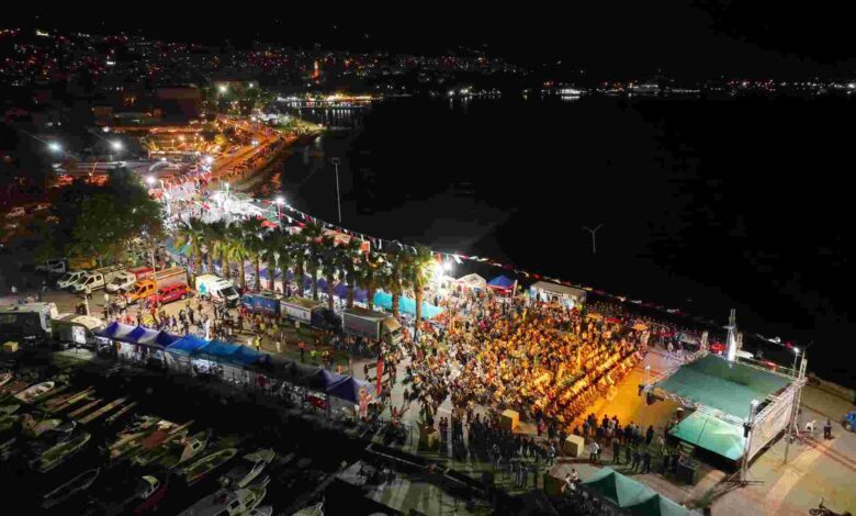 GÖLCÜK DEPREM ŞEHİTLERİ ACININ 26. YILINDA