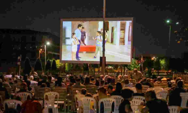 Kartepe’de Açık Hava Sinema Geceleri Yoğun İlgi Görüyor