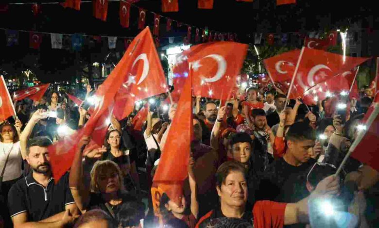 GÖLCÜK'TE 30 AĞUSTOS ZAFER BAYRAMI COŞKUSU