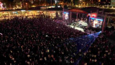 Meydanda “Zafer” coşkusu