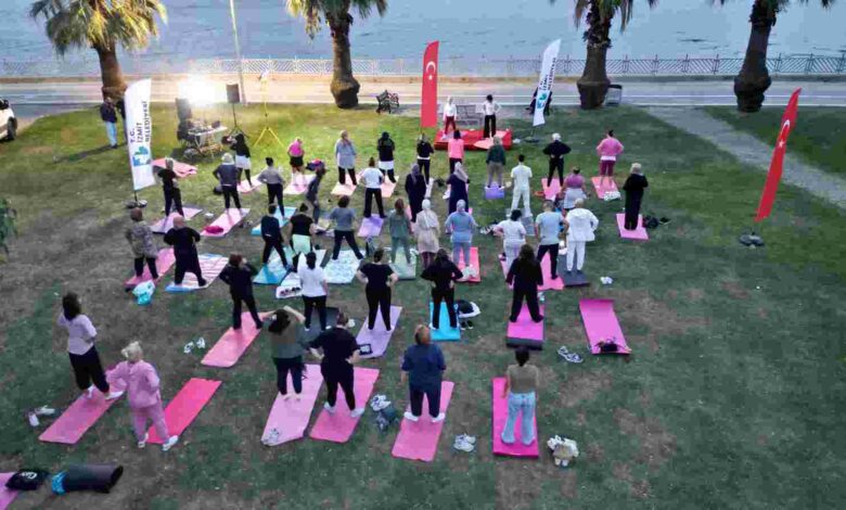 “Nefes Al İzmit” yoga etkinliğine Plajyolu’nda yoğun katılım