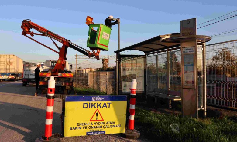 Duraklara güneş enerjili aydınlatma çözümü