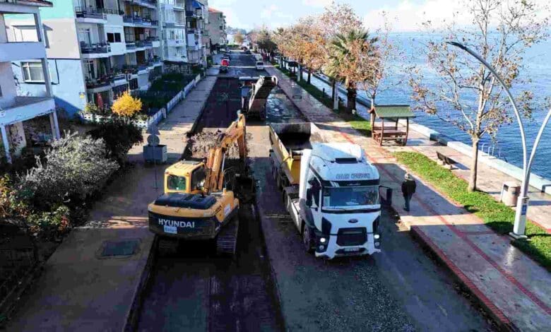 Gölcük Halıdere Sahil Caddesi’ne kapsamlı yenileme