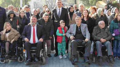 “Her Gün, Bir Ve Beraberiz”