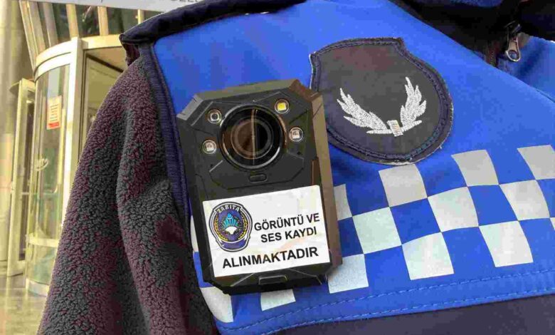 İzmit’te zabıta denetimleri artık yaka kamerasında