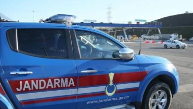 Jandarma önce ceza yazdı, kimliğini öğrenince cezayı kendi cebinden ödedi