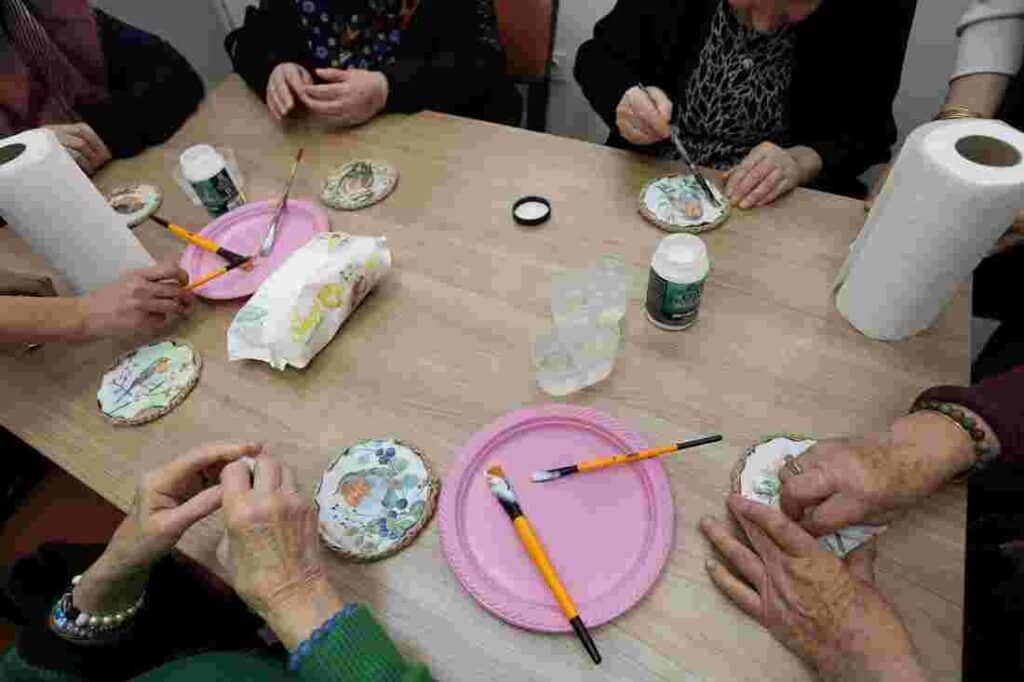 “KO-MEK Vefası” huzurevinde neşe saçtı