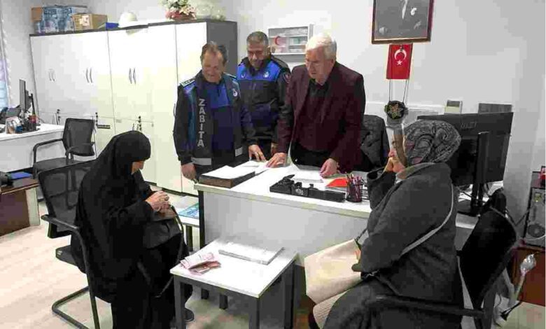 Kartepe Zabıtası’ndan Yürek Isıtan Davranış