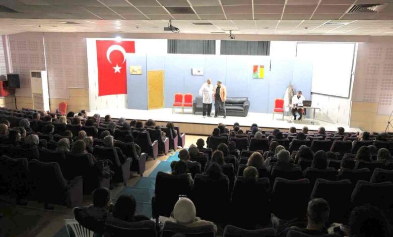 Kartepe’de Tiyatro Şöleni