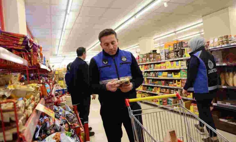 Kartepe Belediyesi’nden Marketlerde Sıkı Denetim
