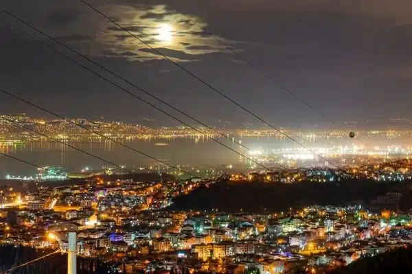 ŞEHRİNİ DÜZENLERKEN, İNSANINI KIRMA…