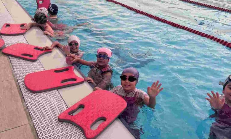 “Yüzme Bilmeyen Kalmasın” Projesi tüm hızıyla sürüyor