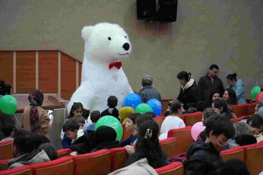 Çocuklar İçin “Ara Tatil Tiyatro Şenliği” Başladı