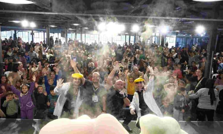 Çocuklar yorgunluklarını “Okula Bi’ Mola”da atıyor