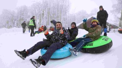 Kuzuyayla’da kar keyfi kış masalına dönüştü