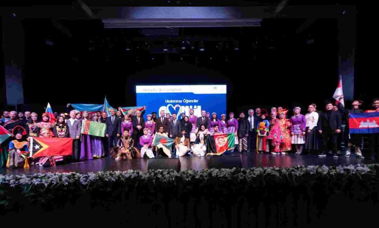 Sizler sadece öğrenci değil, gönül elçilerimizsiniz