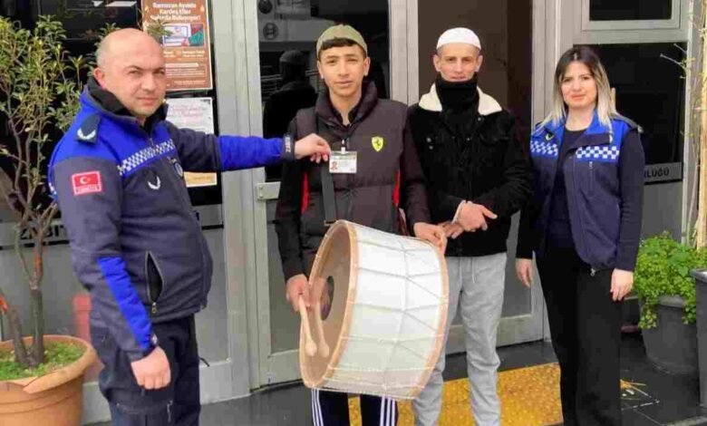 48 davulcuya kimlik kartları teslim edildi