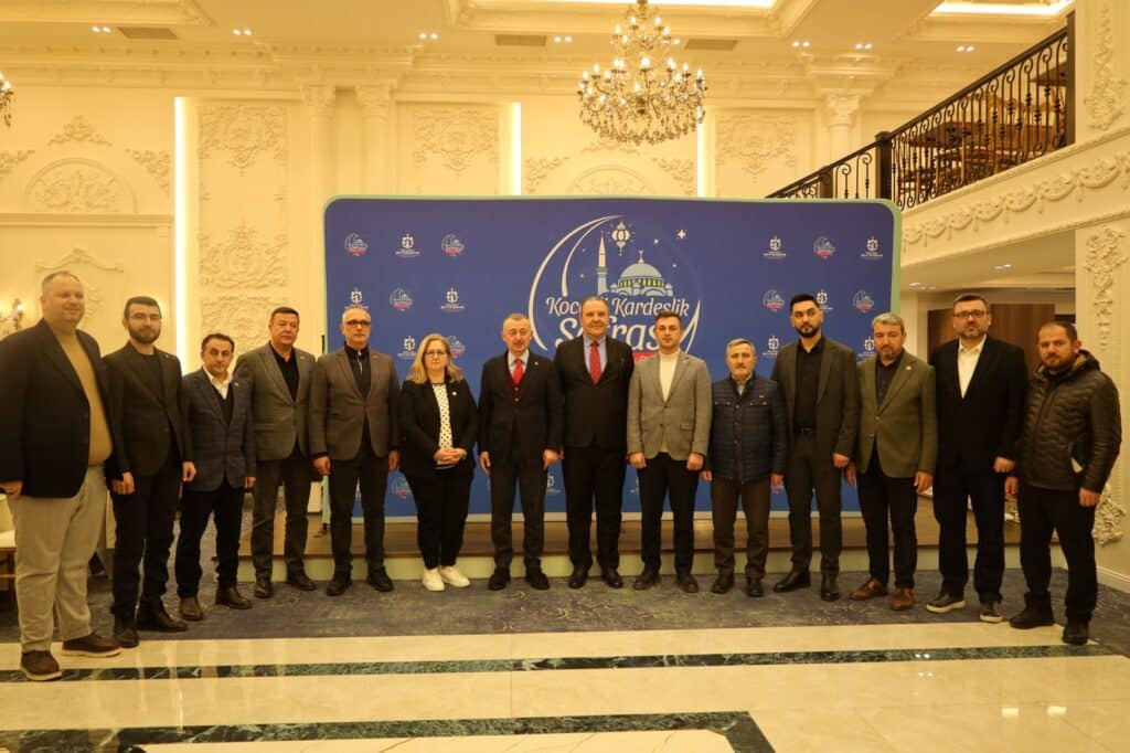 Başkan Büyükakın, iftarda Kuzey Makedonya’daydı