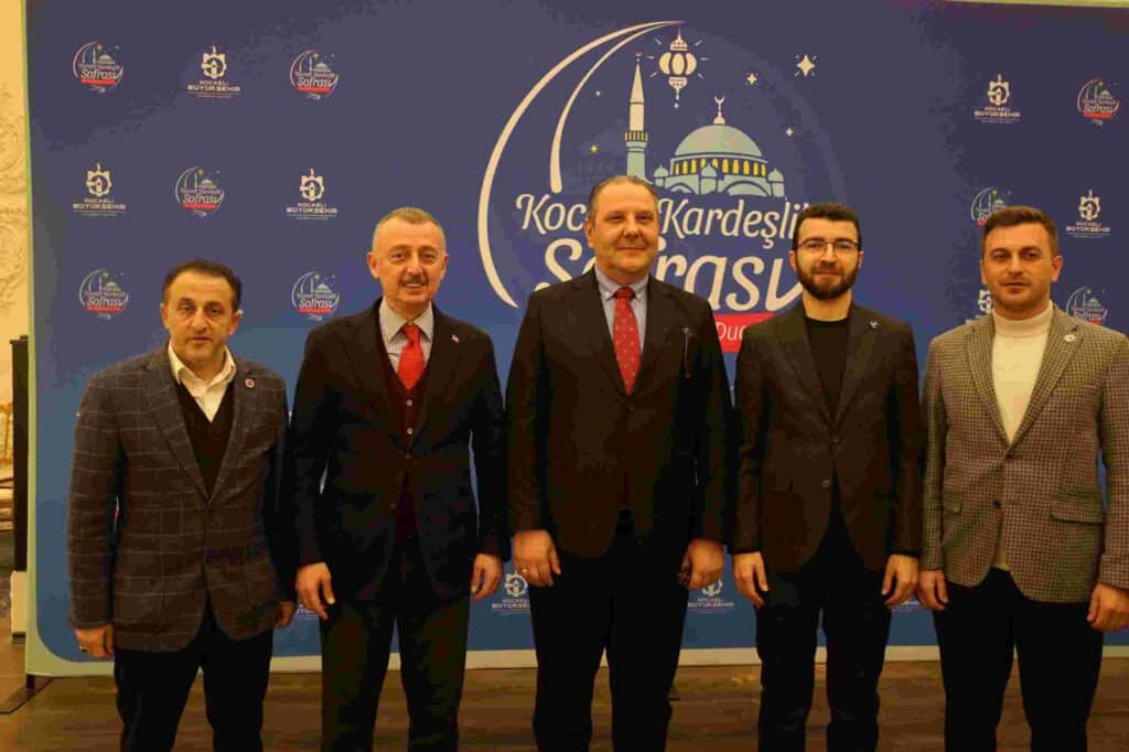 Başkan Büyükakın, iftarda Kuzey Makedonya’daydı