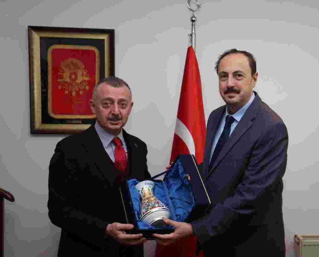 Başkan Büyükakın ile selam gönderdiler