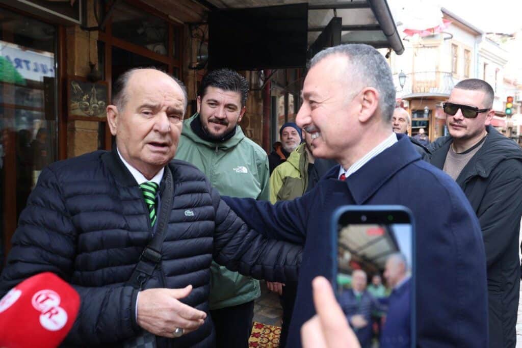 Başkan Büyükakın ile selam gönderdiler