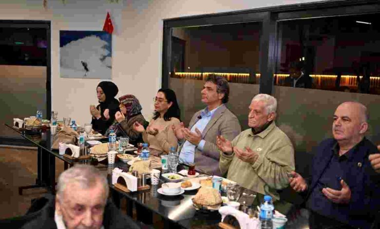 Başkan Kocaman, Ramazan Bereketini Kartepe’nin Çınarlarıyla Paylaştı