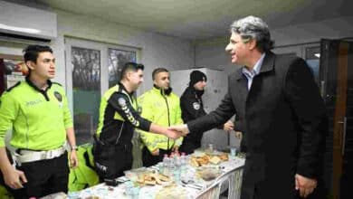 Başkan Kocaman’dan Polislere Tatlı Sürpriz