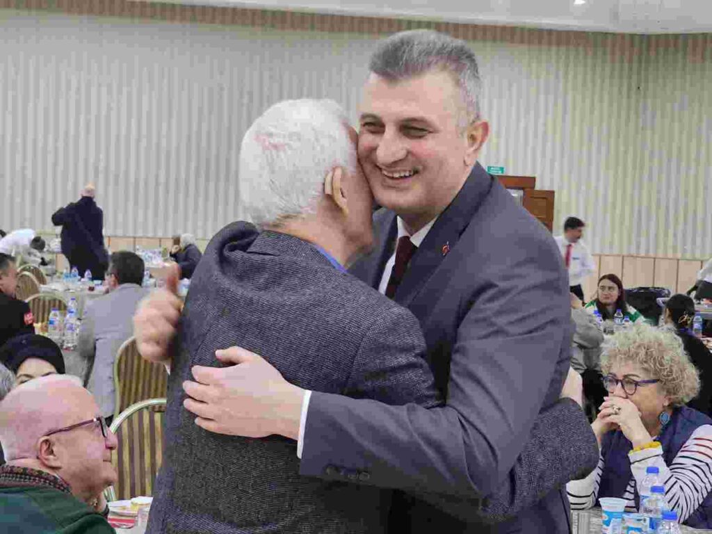 Başkan Sezer Şehit ve Gazi Aileleri ile İftarda Bir Araya Geldi