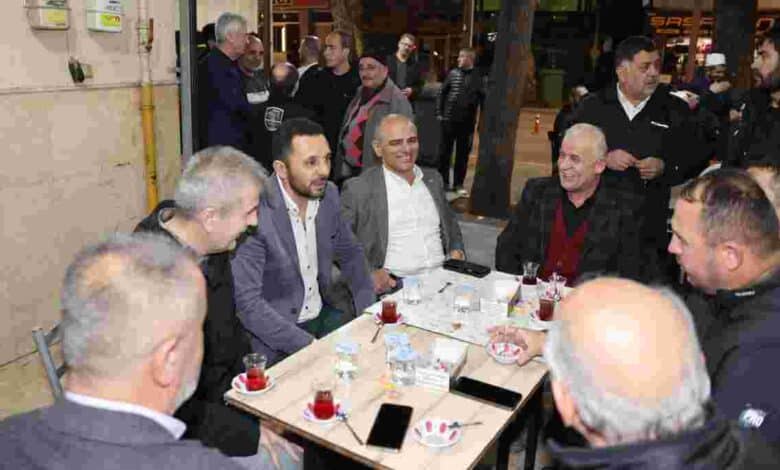 Başkan Söğüt, her akşam bir camide vatandaşlarla buluşuyor