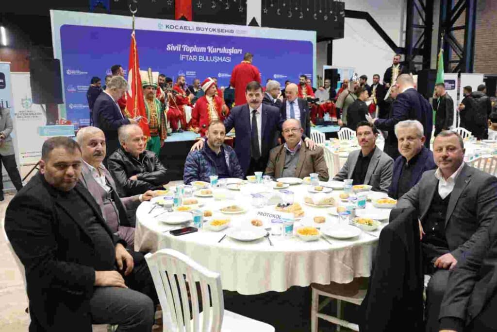 Büyükşehir’den dev iftar