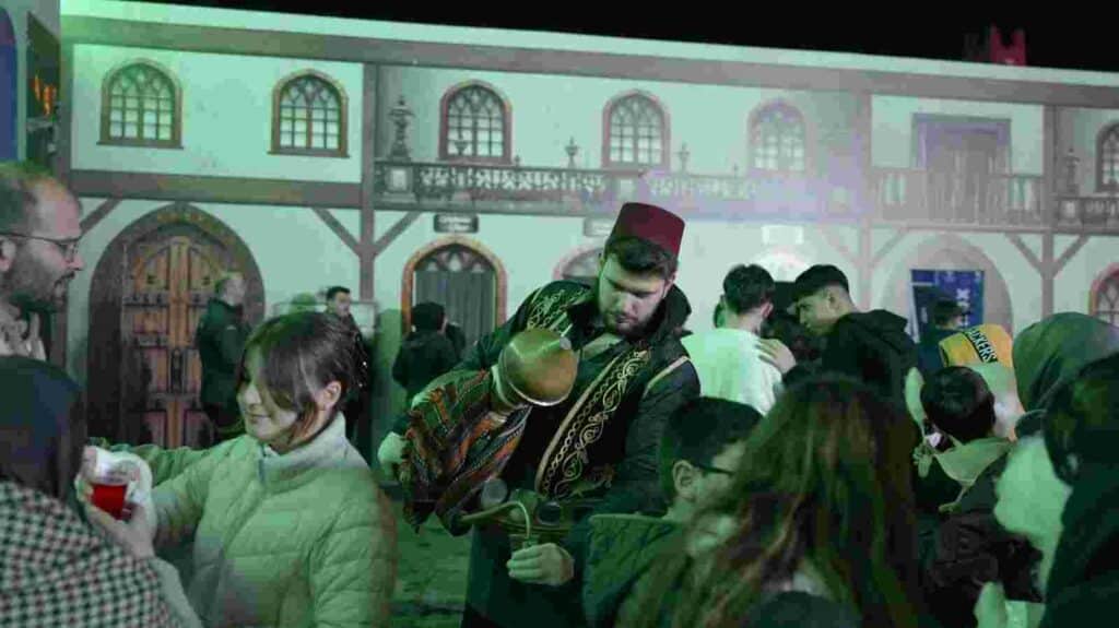 Çocukların sesi Ramazan’ın neşesi oluyor