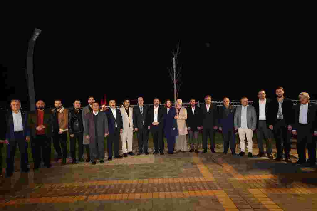 Dilovası’nda Ramazan’ın Bereketi Aynı Sofrada Paylaşıldı