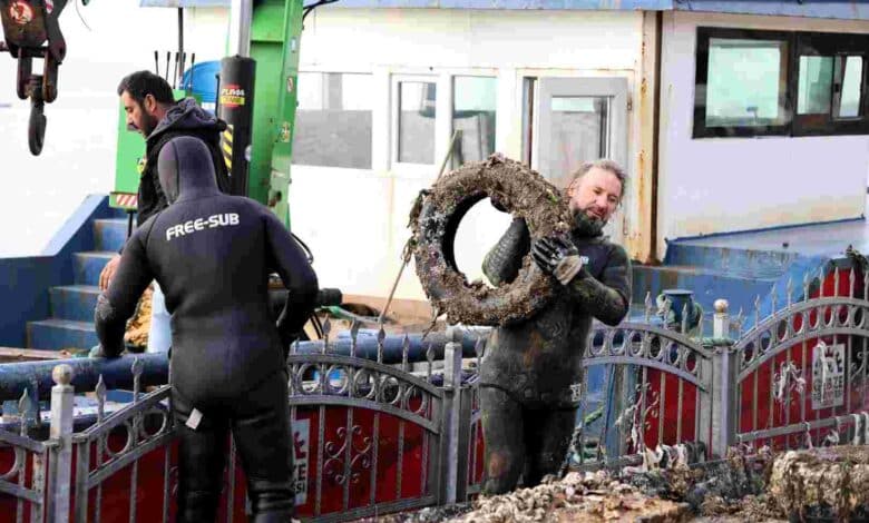 Eskihisar Sahili’nde dip temizliği yapıldı