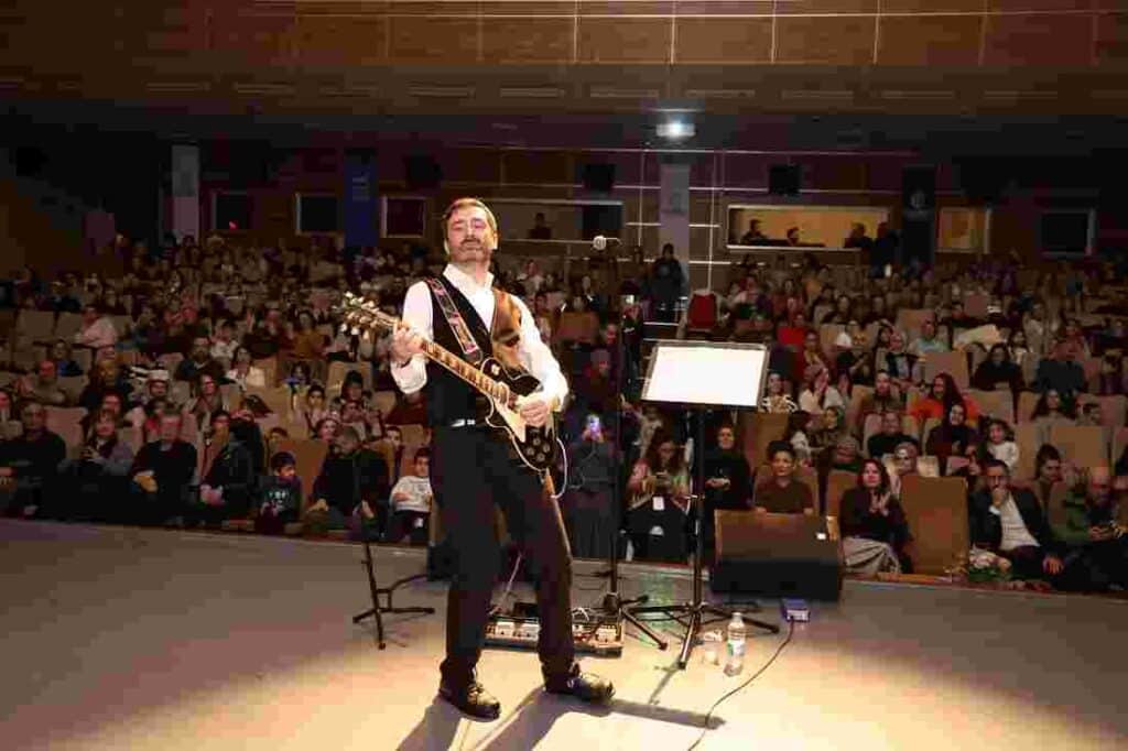 Gebze, Barış Manço’yu eserleriyle andı