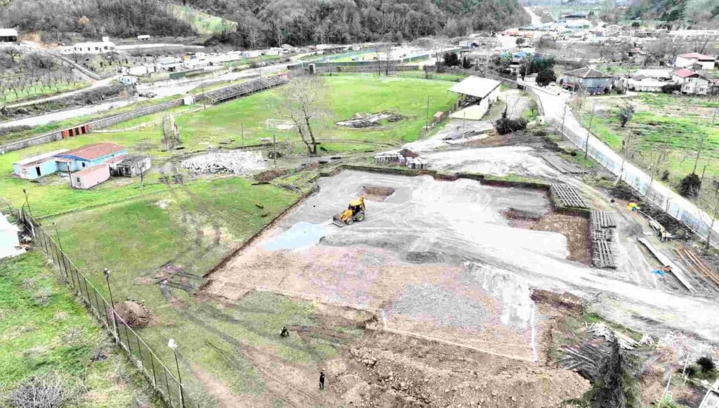 Gölcük Spor Kompleksi İnşaatı Başlıyor
