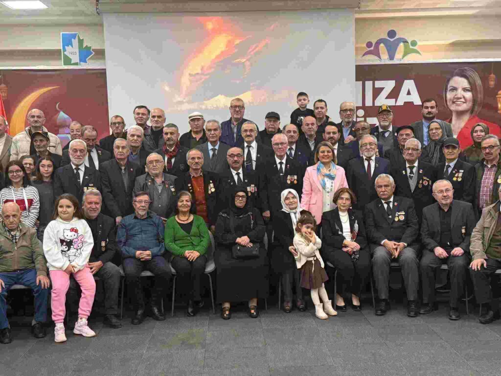 İzmit Belediyesi, şehit aileleri ve gazilerle iftar sofrasında buluştu